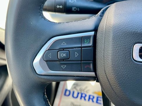 Used 2024 Jeep Compass Limited image 23