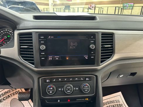 Used 2019 Volkswagen Atlas SE image 28