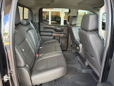 Used 2020 Chevrolet Silverado 1500 LT Trail Boss image 25