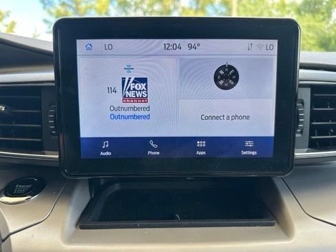 Used 2024 Ford Explorer XLT w/ Equipment Group 202A RWD image 12