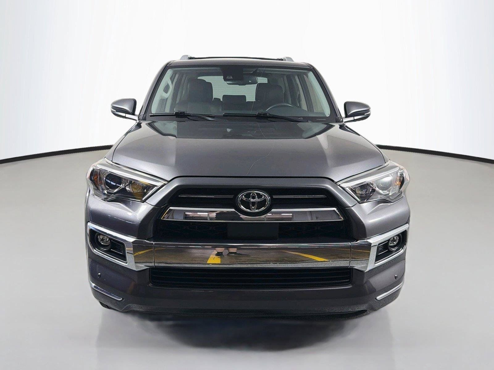 Used 2021 Toyota 4Runner Limited AWD/4WD image 2