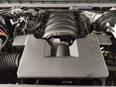 Used 2018 Chevrolet Silverado 1500 LT w/ All Star Edition image 30