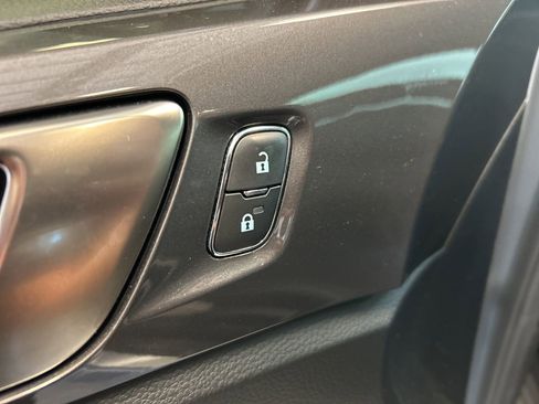 Used 2023 Ford Ranger Lariat image 14