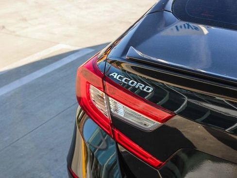 Used 2022 Honda Accord Sport image 8