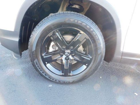 Used 2023 Honda Ridgeline Black Edition image 12