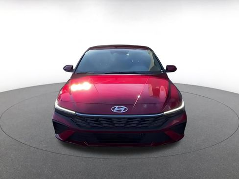 Used 2026 Hyundai Elantra Hybrid FWD image 5