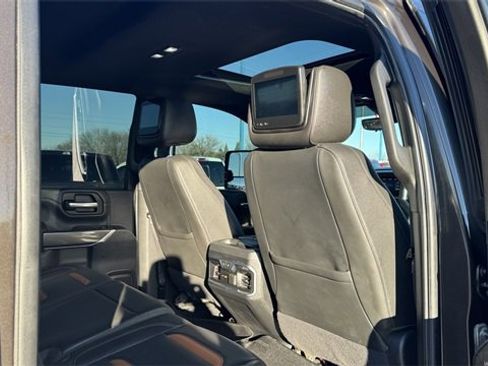 Used 2020 GMC Sierra 3500 AT4 w/ AT4 Premium Package image 11