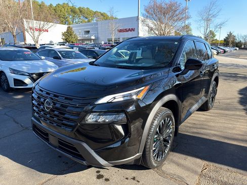 New 2026 Nissan Rogue SV image 3
