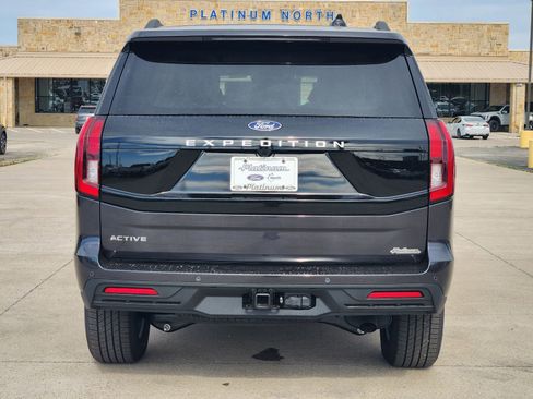 New 2026 Ford Expedition Active RWD image 8