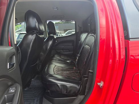 Used 2019 Chevrolet Colorado LT w/ LT Convenience Package AWD/4WD image 13