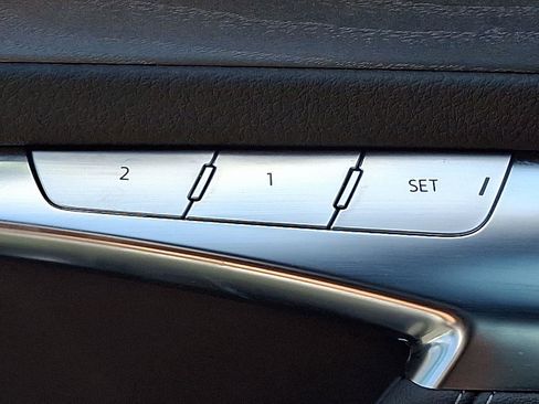 Used 2025 Audi A6 Premium Plus image 27