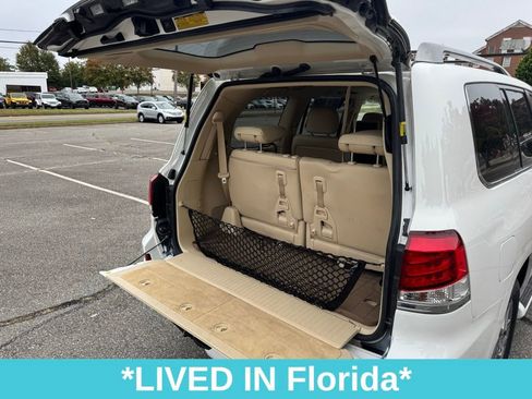 Used 2015 Lexus LX 570 4WD image 32