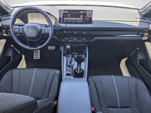 Used 2025 Honda Accord Sport image 17