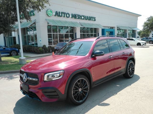 Used 2022 Mercedes-Benz GLB 250 image 1