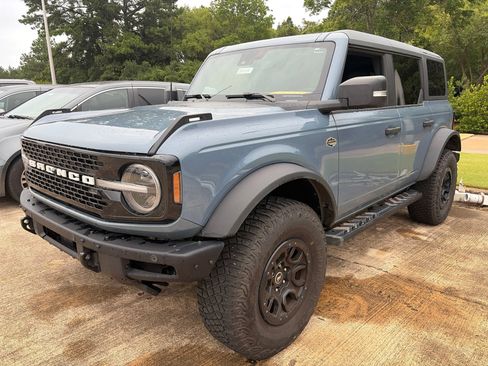 Used 2024 Ford Bronco Wildtrak AWD/4WD image 1