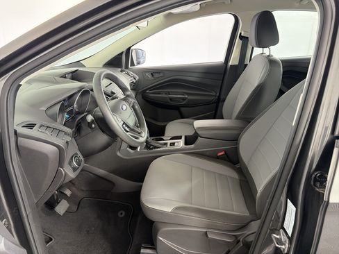 Used 2017 Ford Escape S FWD image 6