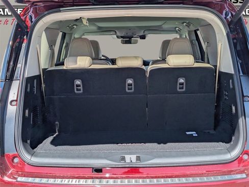 New 2025 Nissan Armada Platinum Reserve image 12