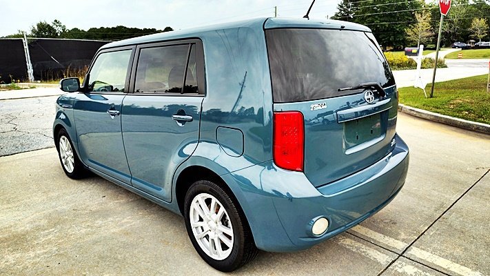 Used 2008 Scion xB FWD image 7
