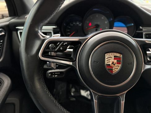 Used 2015 Porsche Macan S AWD/4WD image 30
