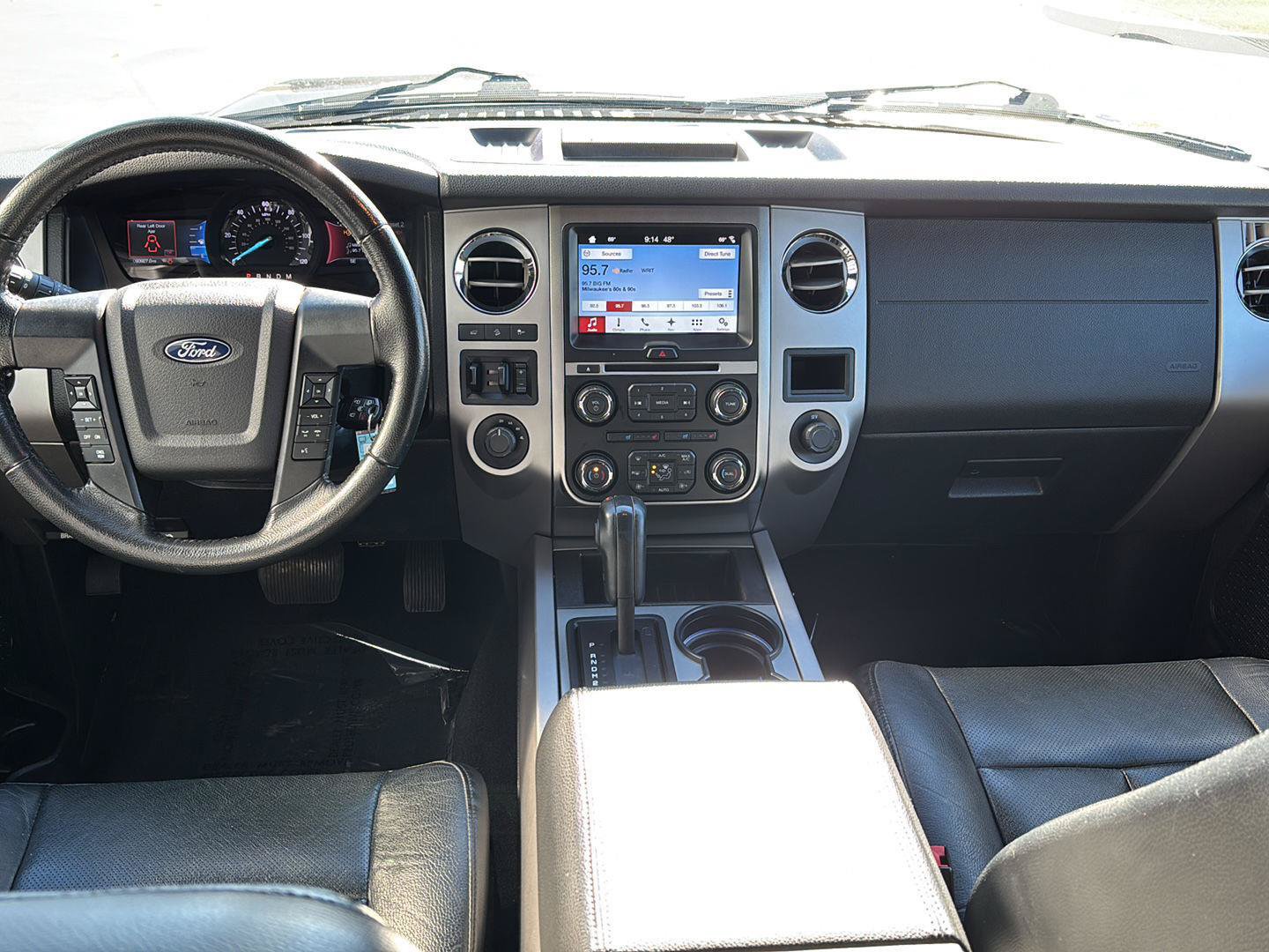 Used 2017 Ford Expedition EL XLT w/ Equipment Group 202A AWD/4WD image 9