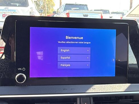 Used 2024 Toyota Prius LE image 14