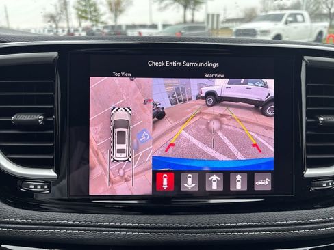 New 2026 Chrysler Pacifica Select image 63