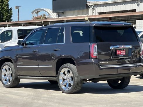 Used 2017 GMC Yukon Denali w/ Open Road Package RWD image 7