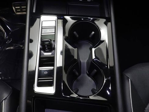Used 2024 Volkswagen Atlas SEL Premium R-Line AWD/4WD image 14
