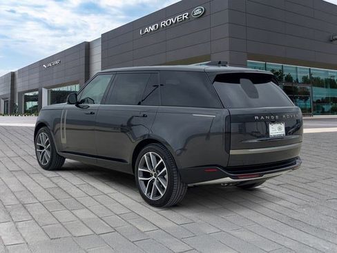 New 2026 Land Rover Range Rover Long Wheelbase SE AWD/4WD image 3