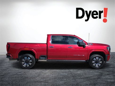 Certified 2024 GMC Sierra 2500 Denali w/ Denali Reserve Package image 2