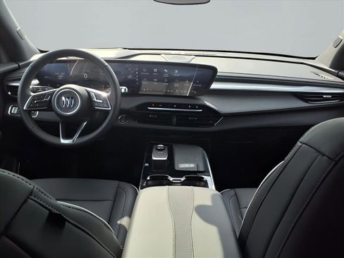 New 2025 Buick Enclave Preferred w/ Power Package image 6