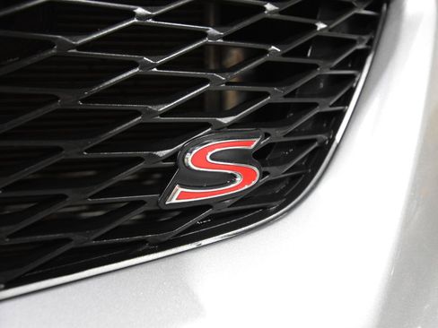 Used 2010 Toyota Corolla S FWD image 3
