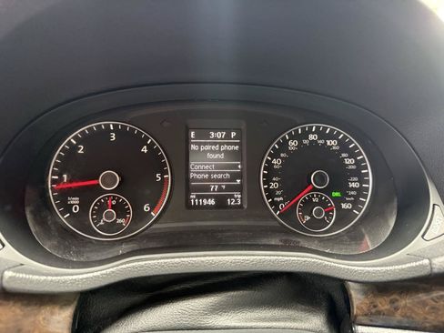 Used 2014 Volkswagen Passat TDI SEL Premium FWD image 10