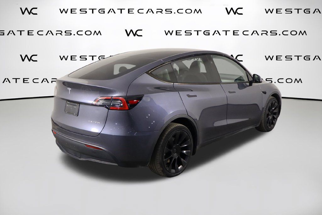 Used 2023 Tesla Model Y Long Range AWD/4WD image 47