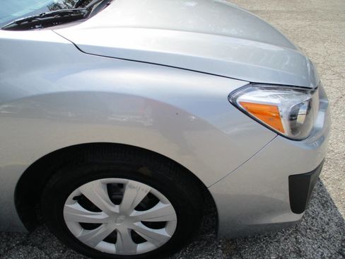 Used 2013 Subaru Impreza 2.0i image 22