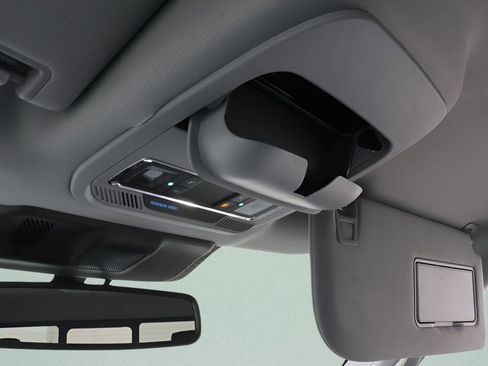 Used 2024 Ford F250 Lariat image 16