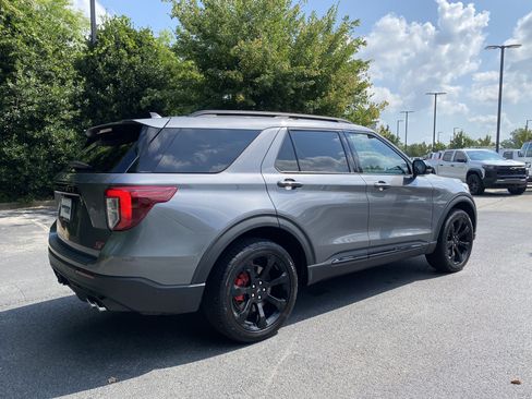Used 2023 Ford Explorer ST w/ Equipment Group 401A AWD/4WD image 6