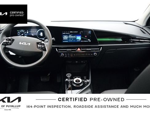 Certified 2024 Kia Niro Wind w/ Wind Preserve Package FWD image 18