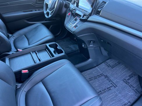 Used 2024 Honda Odyssey EX-L image 17