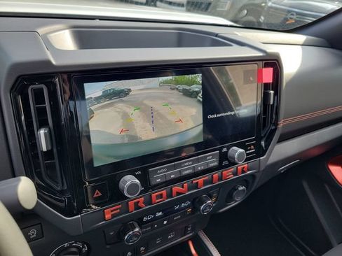 New 2026 Nissan Frontier 4x4 Crew Cab image 26