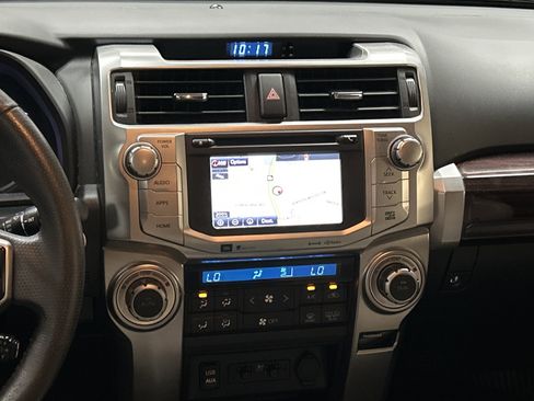 Used 2017 Toyota 4Runner Limited AWD/4WD image 20