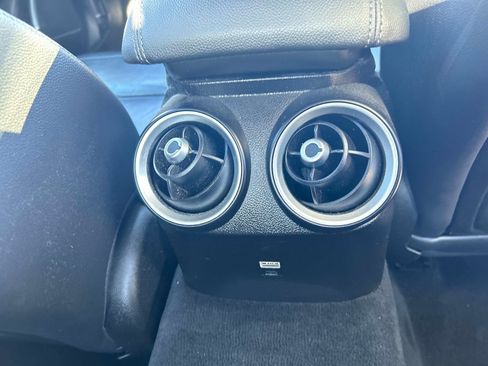 Used 2017 Alfa Romeo Giulia Ti w/ TI Performance Package image 16