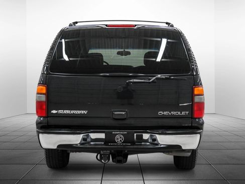 Used 2003 Chevrolet Suburban LT w/ LT Preferred Equipment Group RWD image 9