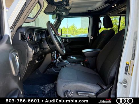 Used 2024 Jeep Wrangler Unlimited Rubicon AWD/4WD image 21
