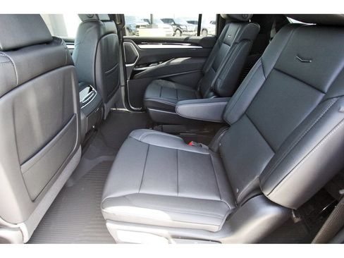 New 2026 Cadillac Escalade ESV 2WD image 7