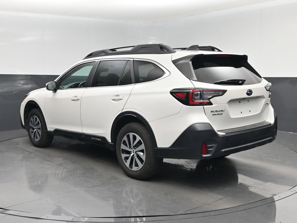 Used 2022 Subaru Outback Premium w/ Popular Package #1 AWD/4WD image 4