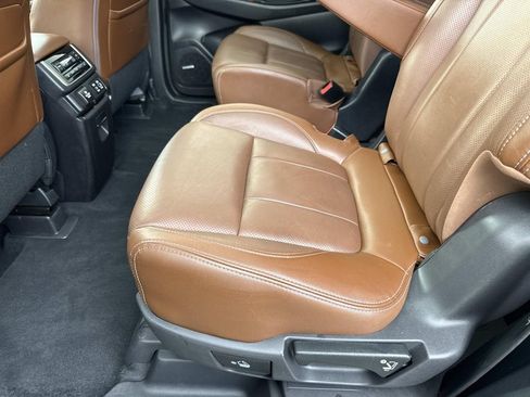Used 2023 Subaru Ascent Touring AWD/4WD image 15