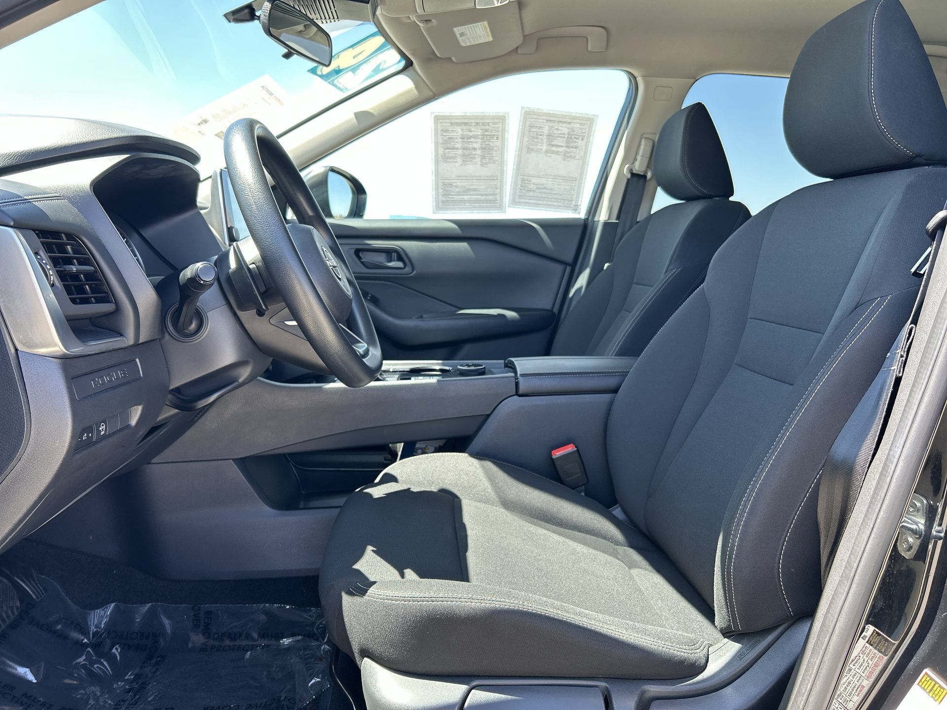 Used 2024 Nissan Rogue S AWD/4WD image 13