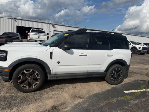 Used 2021 Ford Bronco Sport Outer Banks AWD/4WD image 4