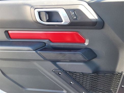 New 2025 Ford Bronco Base w/ Sasquatch Package image 22